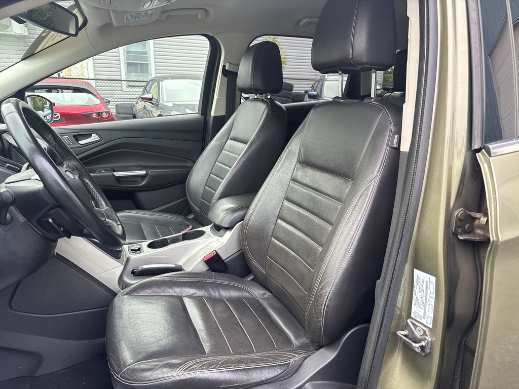 2013 Ford Escape SEL in Saint John, New Brunswick - 11 - w1024h768px