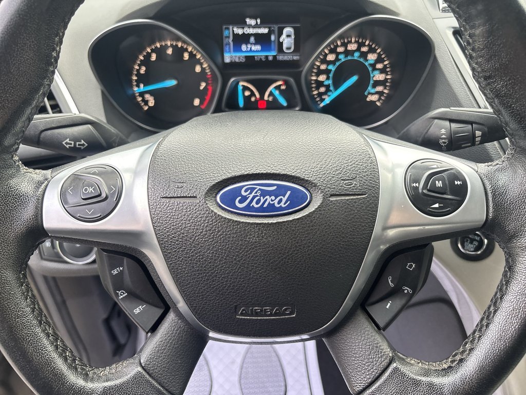 2013 Ford Escape SEL in Saint John, New Brunswick - 18 - w1024h768px