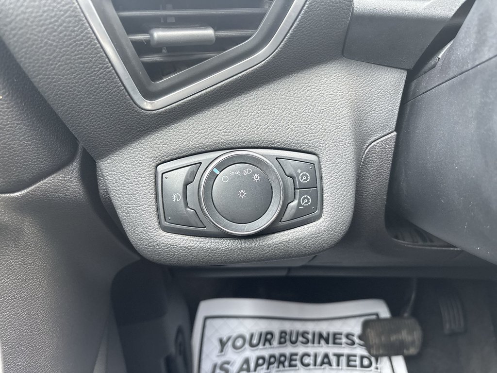 2013 Ford Escape SEL in Saint John, New Brunswick - 22 - w1024h768px