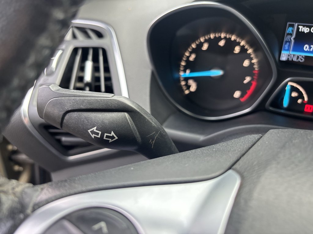 2013 Ford Escape SEL in Saint John, New Brunswick - 47 - w1024h768px