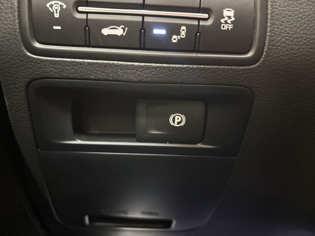 2018 GENESIS G80 3.3T SPORT | AWD | LEATHER | NAVIGATION | B/T in Saint John, New Brunswick - 30 - w1024h768px