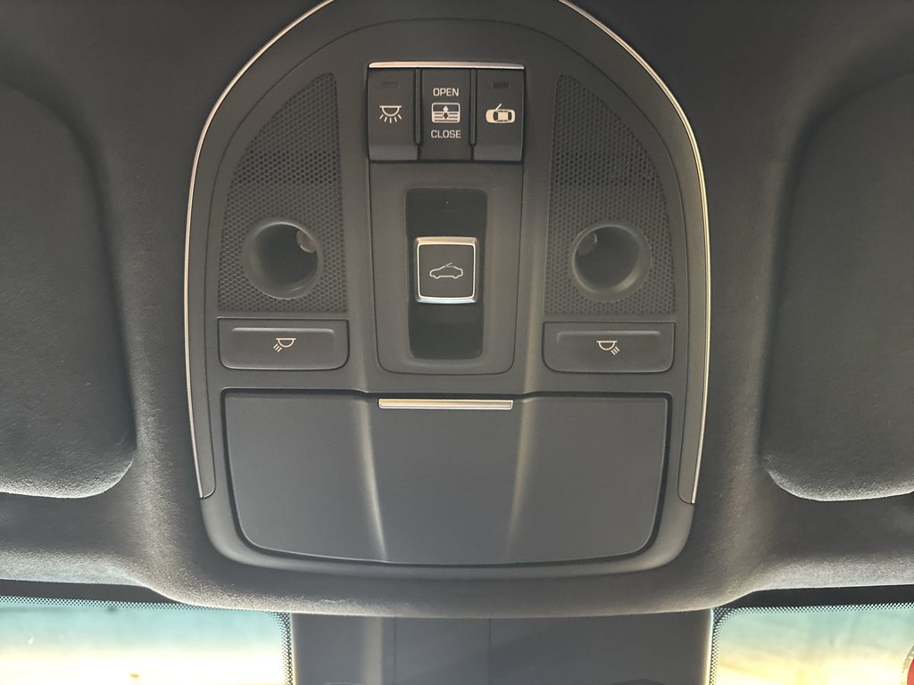 2018 GENESIS G80 3.3T SPORT | AWD | LEATHER | NAVIGATION | B/T in Saint John, New Brunswick - 49 - w1024h768px