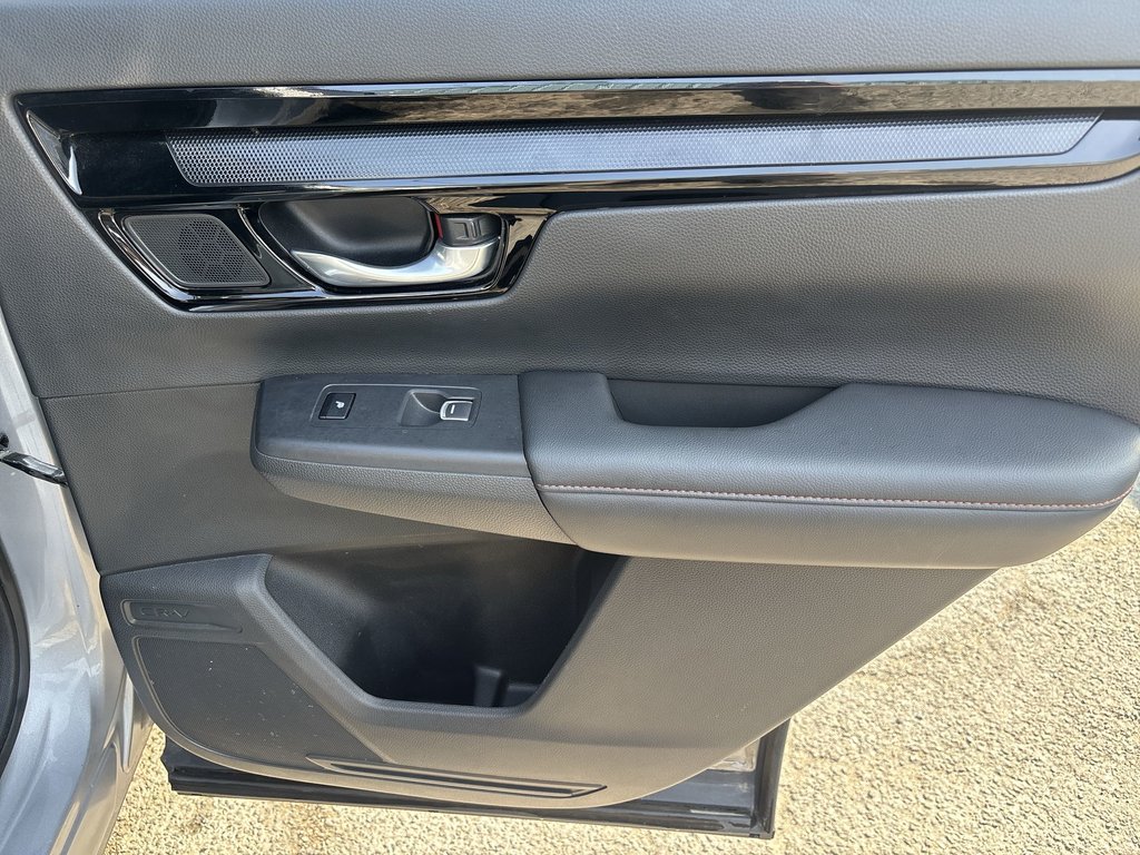 2023 Honda CR-V Hybrid Touring | Leather | Roof | Cam | WARRANTY BATTERY in Saint John, New Brunswick - 41 - w1024h768px