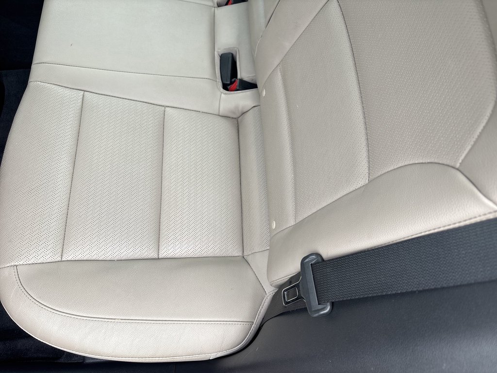 2020 Hyundai Elantra Ultimate in Saint John, New Brunswick - 34 - w1024h768px