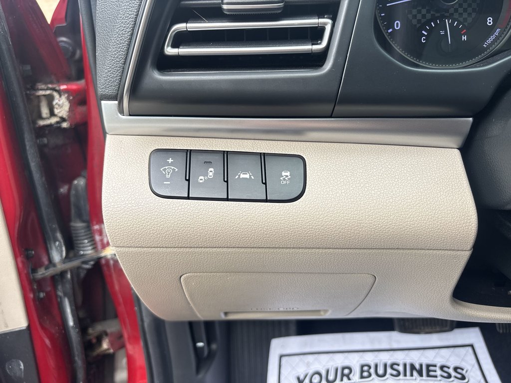 2020 Hyundai Elantra Ultimate in Saint John, New Brunswick - 22 - w1024h768px
