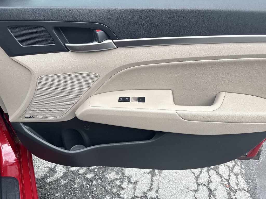 2020 Hyundai Elantra Ultimate in Saint John, New Brunswick - 46 - w1024h768px