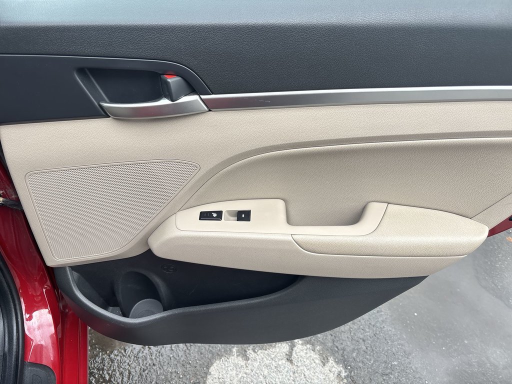 2020 Hyundai Elantra Ultimate in Saint John, New Brunswick - 41 - w1024h768px