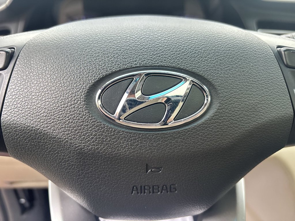 2020 Hyundai Elantra Ultimate in Saint John, New Brunswick - 19 - w1024h768px