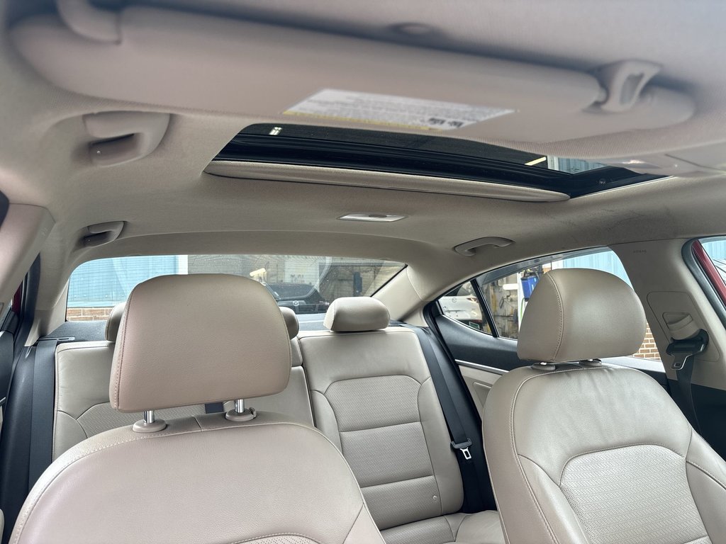2020 Hyundai Elantra Ultimate in Saint John, New Brunswick - 52 - w1024h768px