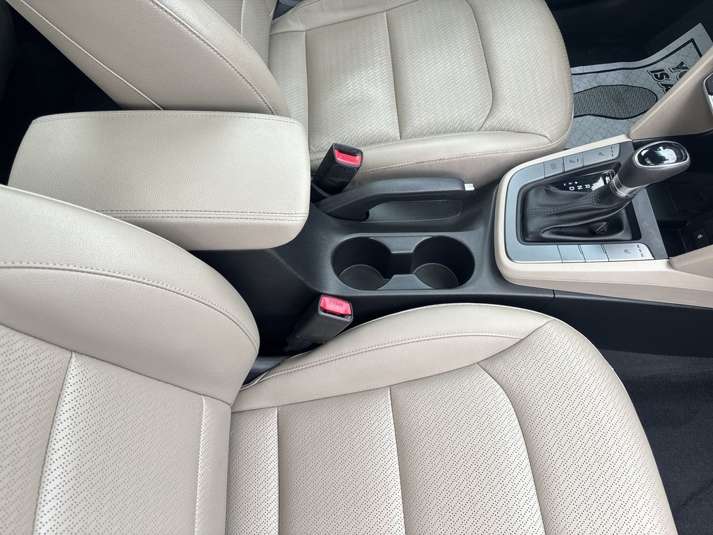 2020 Hyundai Elantra Ultimate in Saint John, New Brunswick - 51 - w1024h768px