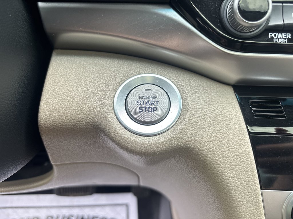 2020 Hyundai Elantra Ultimate in Saint John, New Brunswick - 31 - w1024h768px