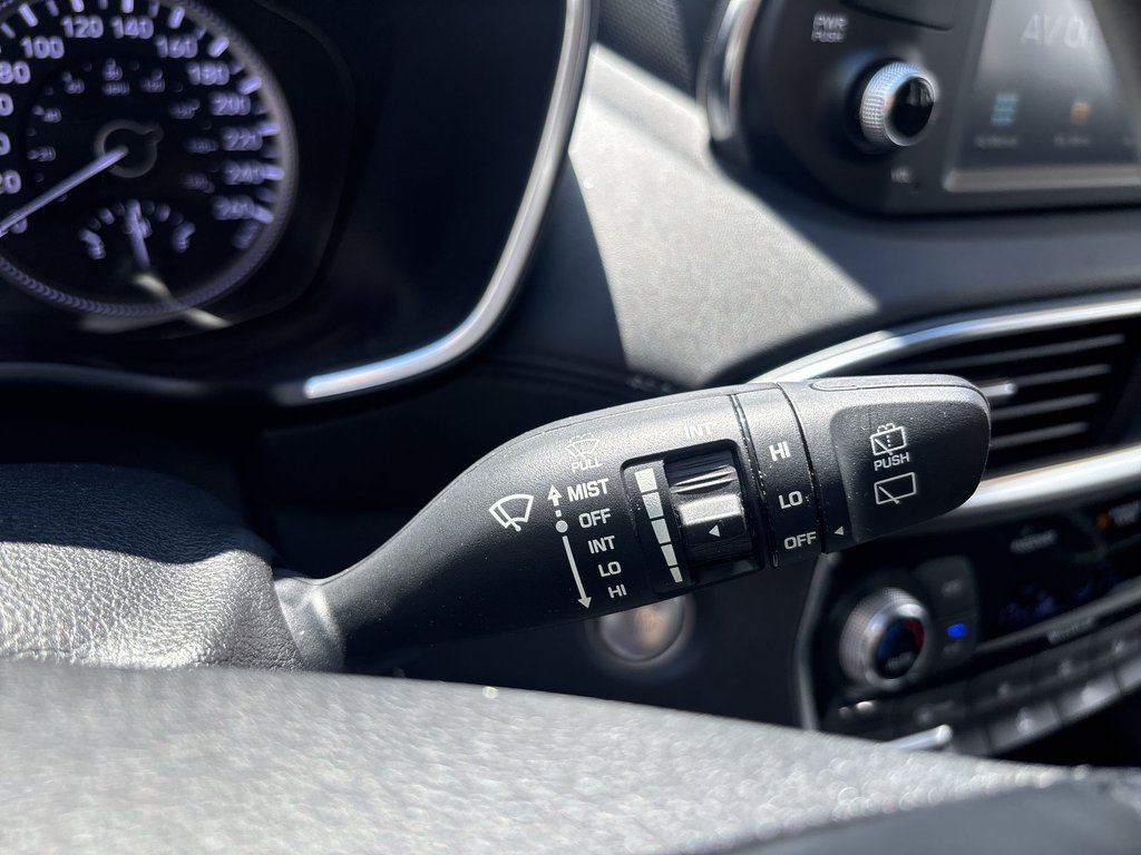 2020 Hyundai Santa Fe in Antigonish, Nova Scotia - 48 - w1024h768px