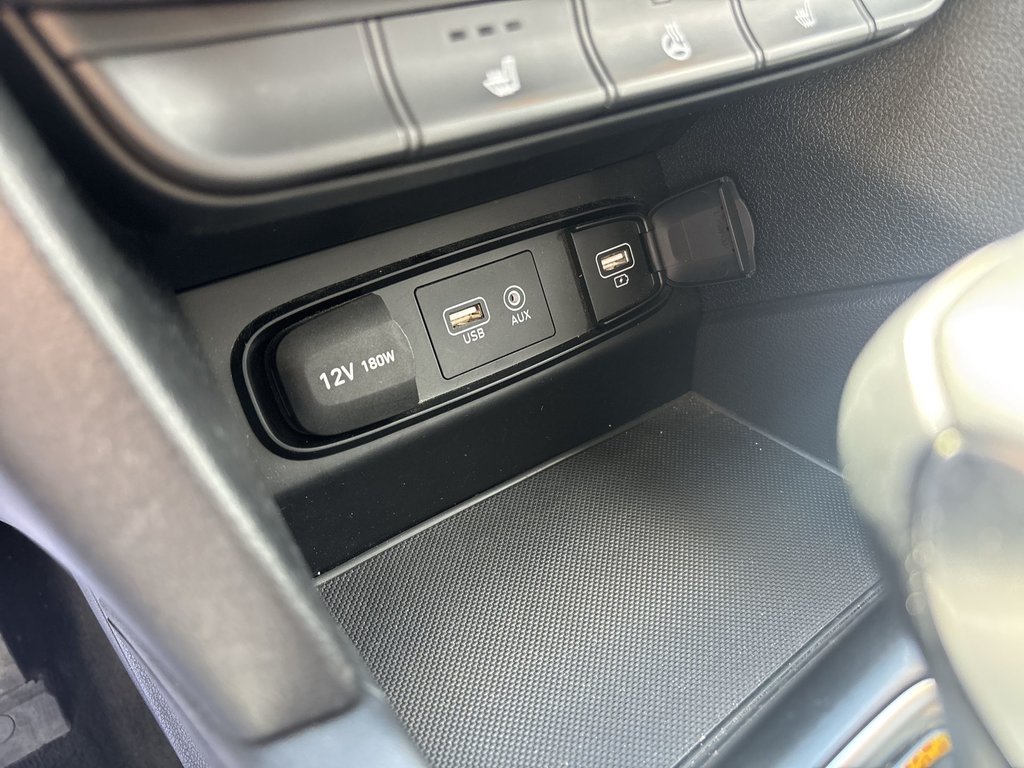 2020 Hyundai Santa Fe in Antigonish, Nova Scotia - 28 - w1024h768px