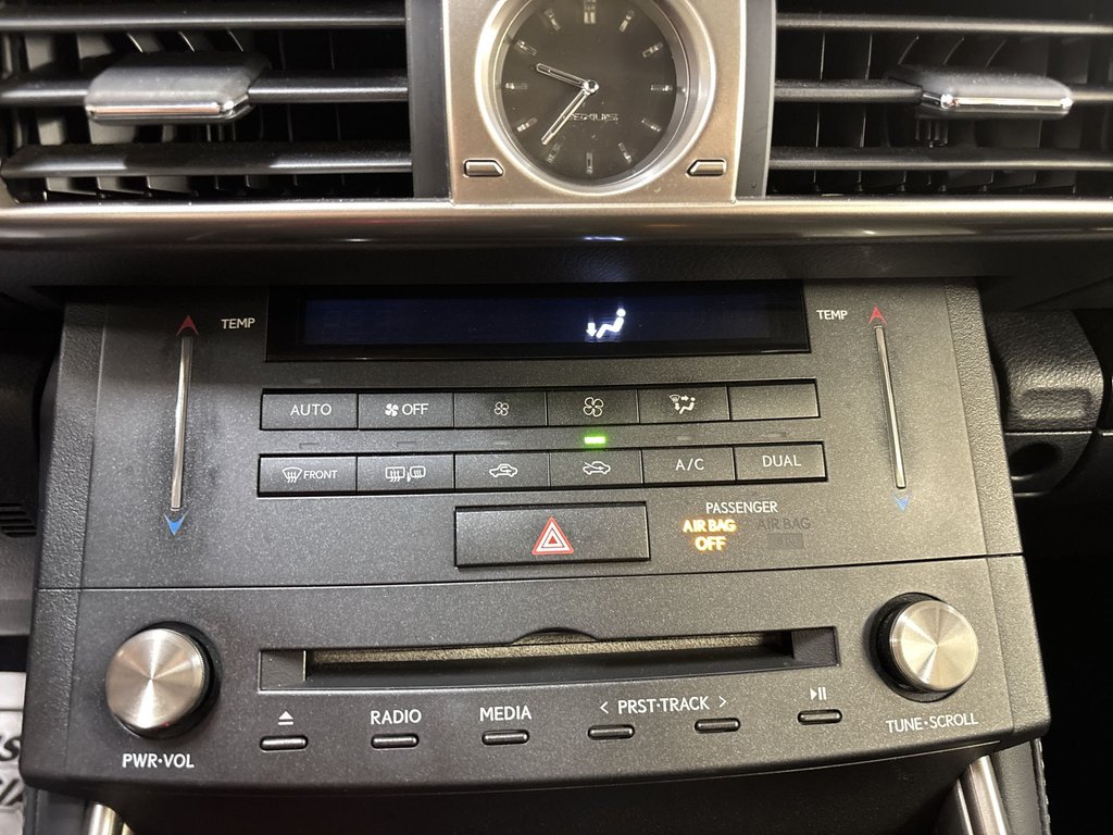 2015 Lexus IS 250 BASE in Saint John, New Brunswick - 27 - w1024h768px