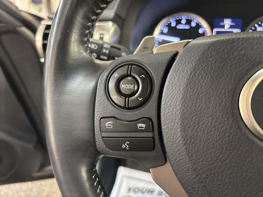2015 Lexus IS 250 BASE in Saint John, New Brunswick - 20 - w1024h768px
