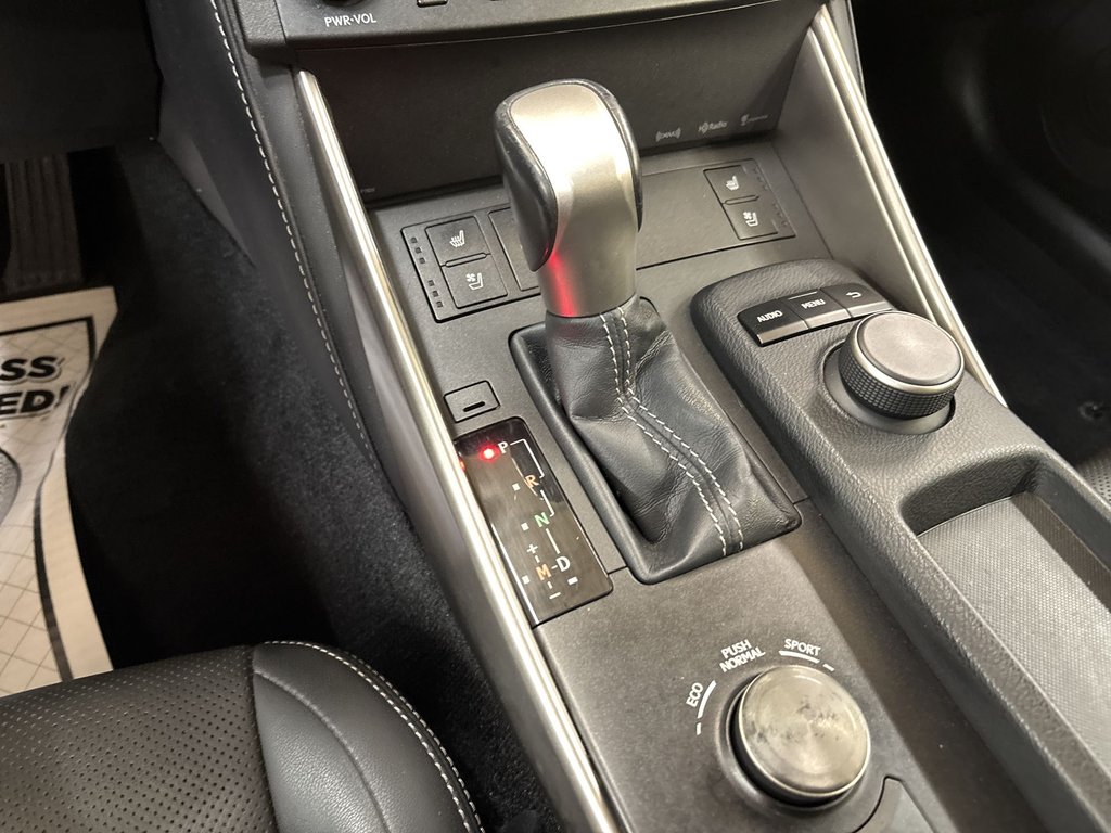 2015 Lexus IS 250 BASE in Saint John, New Brunswick - 29 - w1024h768px