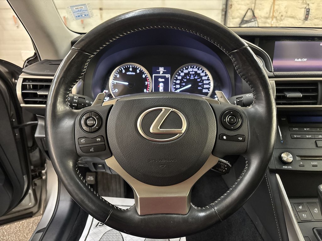 2015 Lexus IS 250 BASE in Saint John, New Brunswick - 17 - w1024h768px
