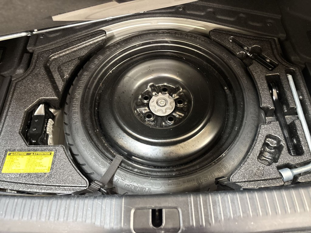 2015 Lexus IS 250 BASE in Saint John, New Brunswick - 38 - w1024h768px