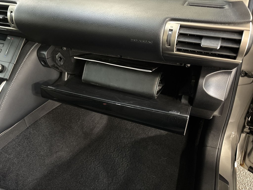 2015 Lexus IS 250 BASE in Saint John, New Brunswick - 43 - w1024h768px