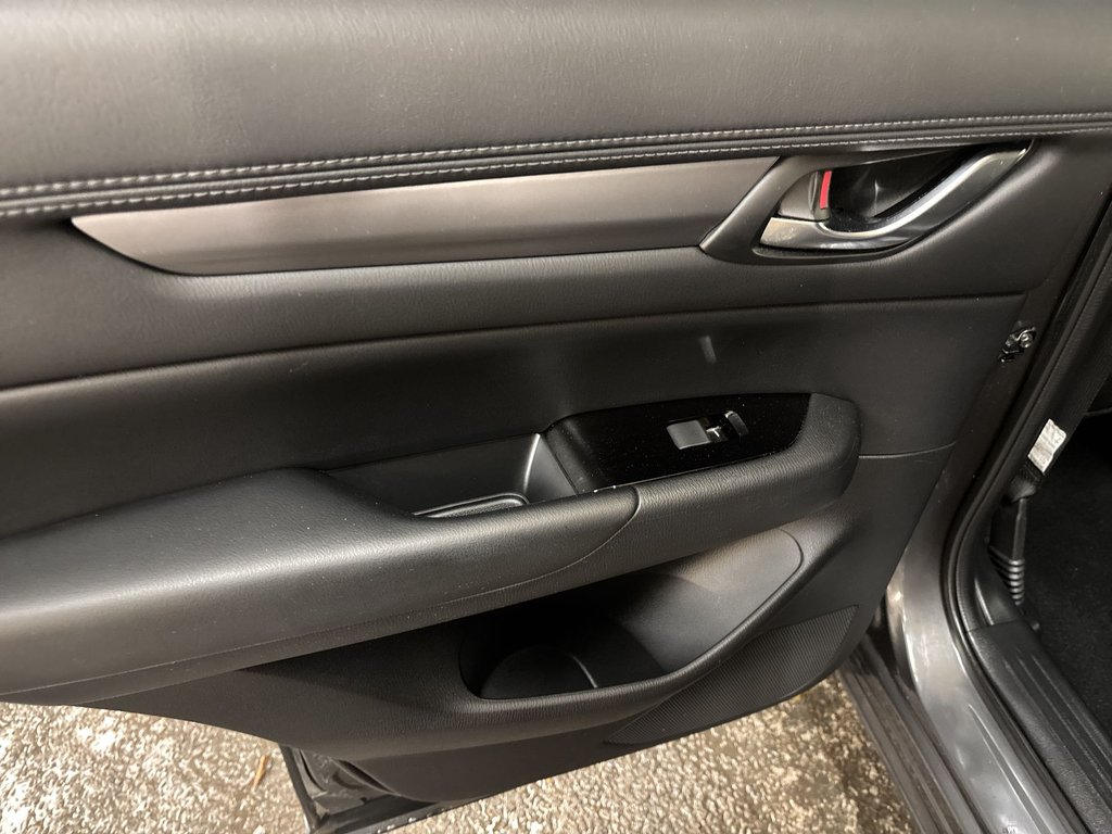 2017 Mazda CX-5 GS in Saint John, New Brunswick - 35 - w1024h768px