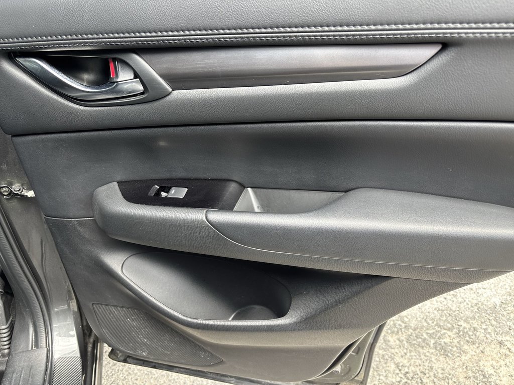 2023 Mazda CX-5 GS | HTDSTS | CAM | USB | Warranty Till 2028 | in Saint John, New Brunswick - 41 - w1024h768px