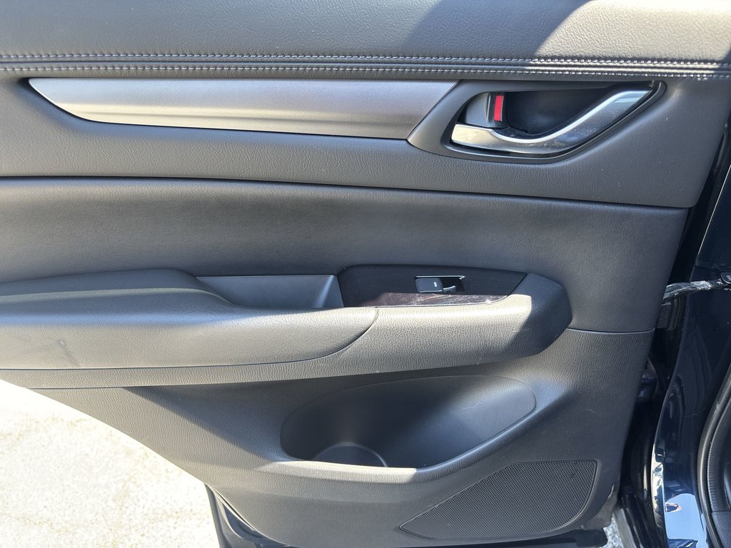 2025 Mazda CX-5 in Antigonish, Nova Scotia - 35 - w1024h768px