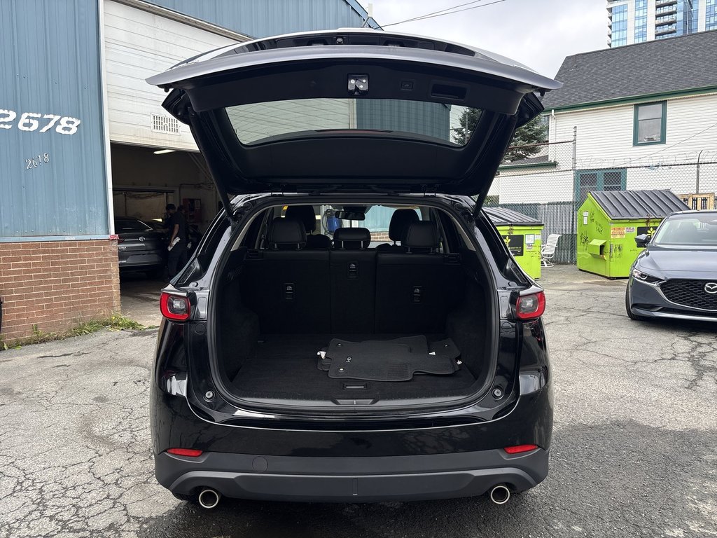2025 Mazda CX-5 in Antigonish, Nova Scotia - 36 - w1024h768px