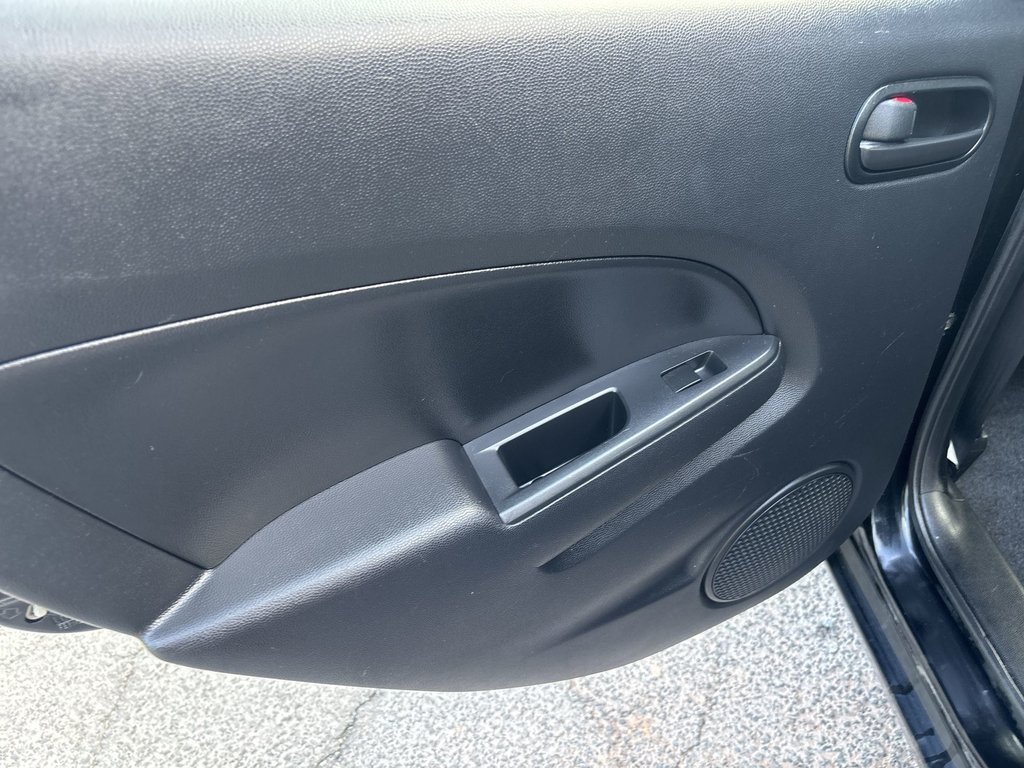 Mazda 2 GX 2014 à Saint John, Nouveau-Brunswick - 35 - w1024h768px