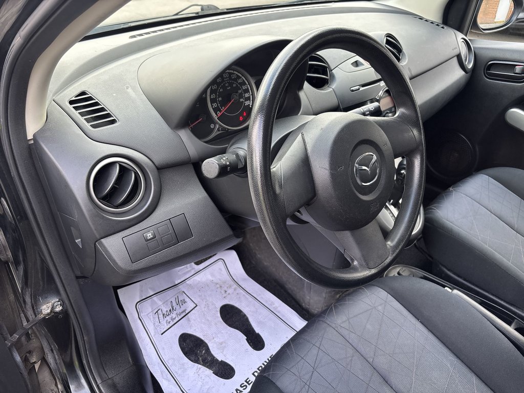 Mazda 2 GX 2014 à Saint John, Nouveau-Brunswick - 16 - w1024h768px