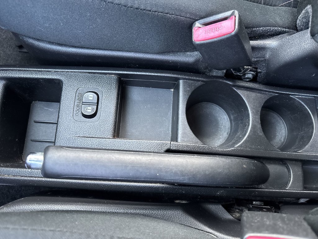 Mazda 2 GX 2014 à Saint John, Nouveau-Brunswick - 30 - w1024h768px