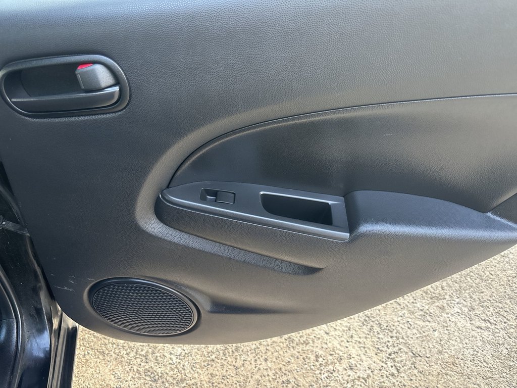 Mazda 2 GX 2014 à Saint John, Nouveau-Brunswick - 41 - w1024h768px