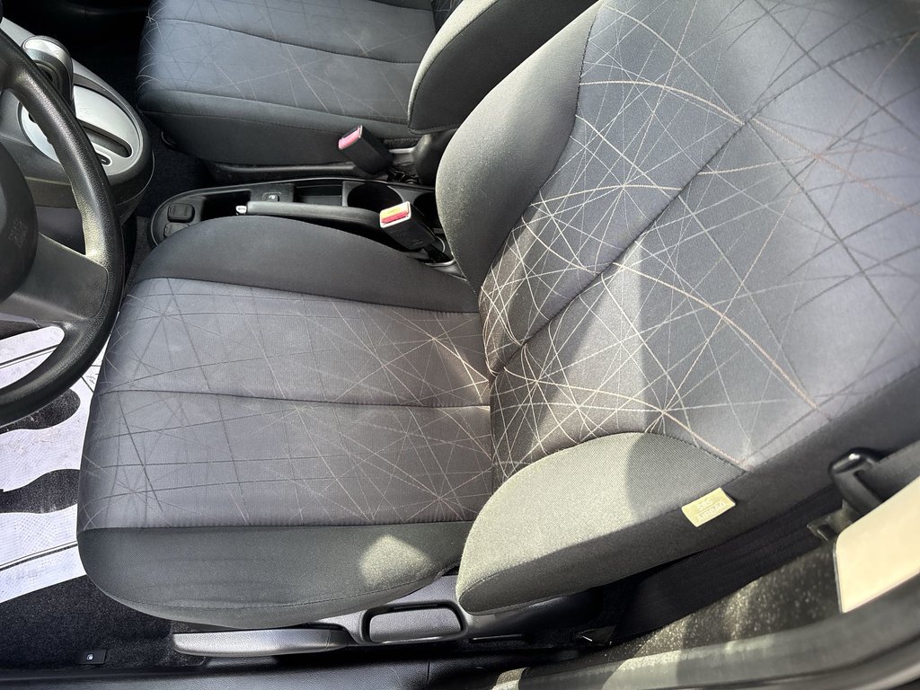 Mazda 2 GX 2014 à Saint John, Nouveau-Brunswick - 12 - w1024h768px