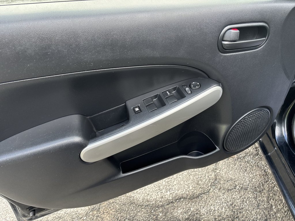 Mazda 2 GX 2014 à Saint John, Nouveau-Brunswick - 15 - w1024h768px
