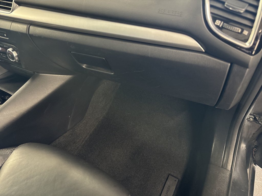 2014 Mazda 3 in Antigonish, Nova Scotia - 44 - w1024h768px