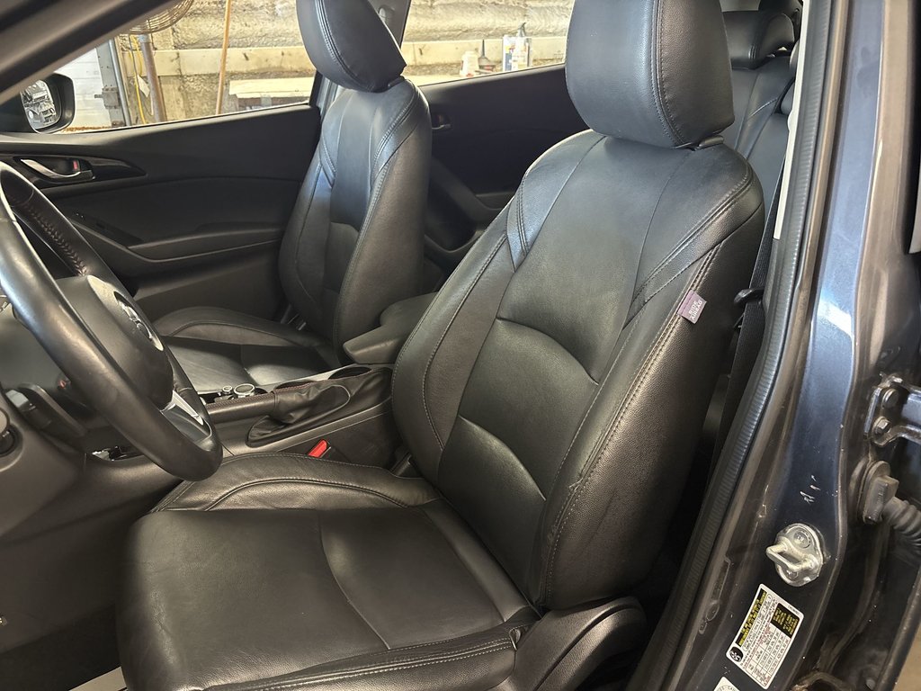 2014 Mazda 3 in Antigonish, Nova Scotia - 11 - w1024h768px