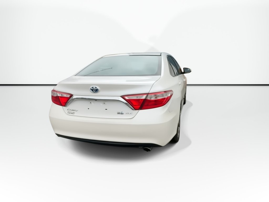 2017 Toyota Camry Hybrid in Antigonish, Nova Scotia - 7 - w1024h768px