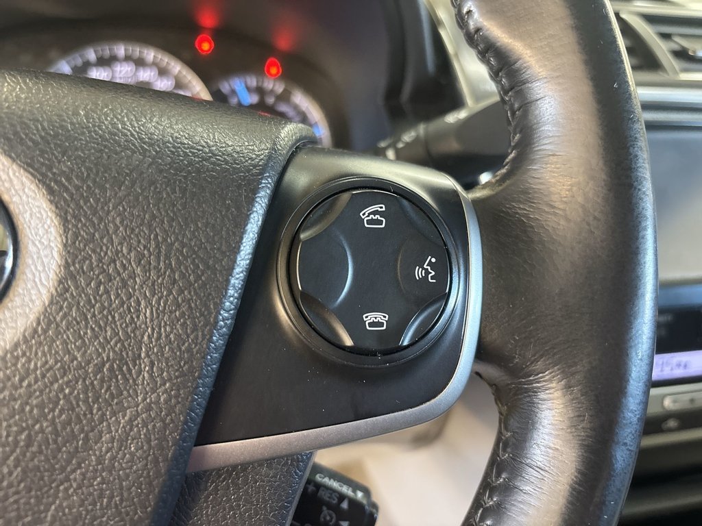 2014 Toyota Camry XLE in Saint John, New Brunswick - 21 - w1024h768px