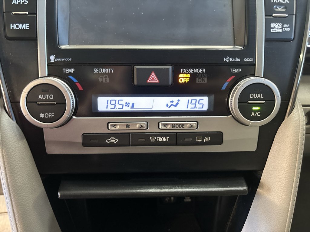 2014 Toyota Camry XLE in Saint John, New Brunswick - 27 - w1024h768px