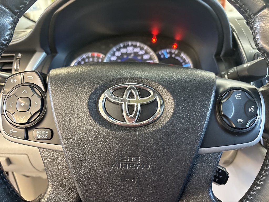 2014 Toyota Camry XLE in Saint John, New Brunswick - 18 - w1024h768px