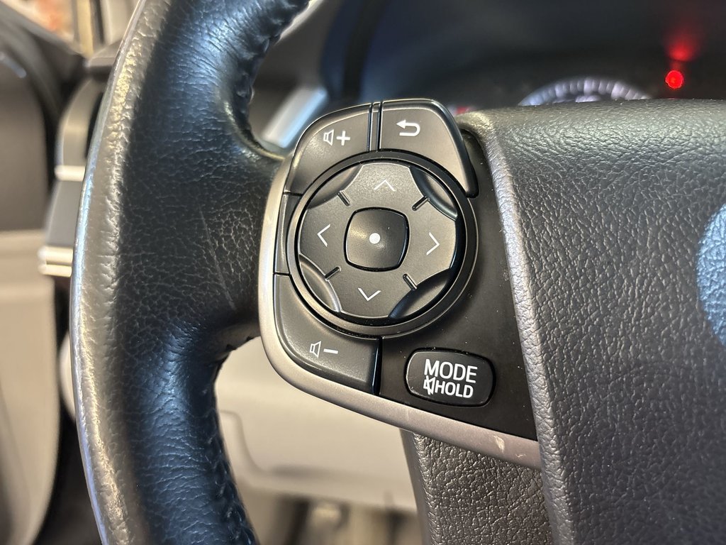 2014 Toyota Camry XLE in Saint John, New Brunswick - 20 - w1024h768px