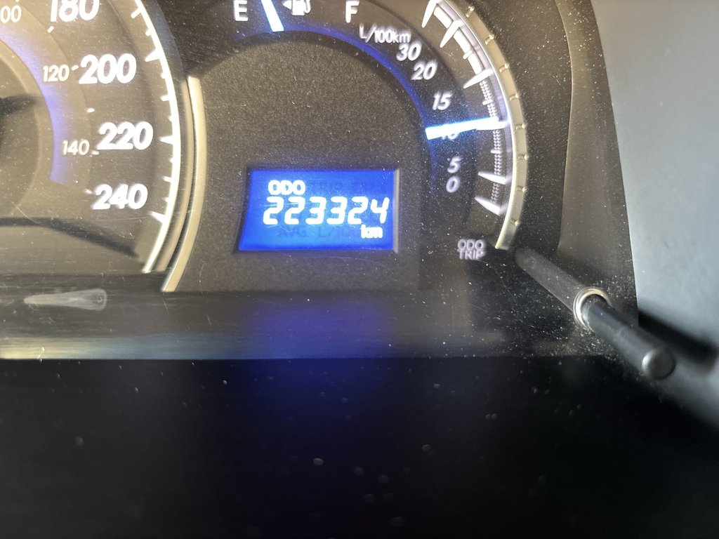 2014 Toyota Camry XLE in Saint John, New Brunswick - 23 - w1024h768px