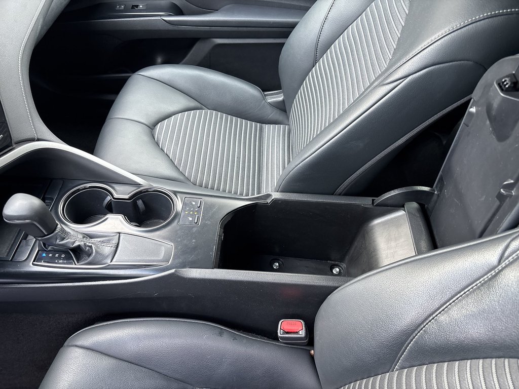 2019 Toyota Camry in Antigonish, Nova Scotia - 50 - w1024h768px