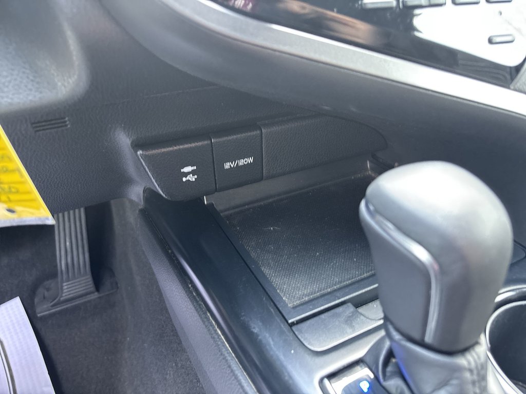 2019 Toyota Camry in Antigonish, Nova Scotia - 28 - w1024h768px