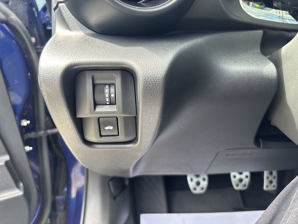 2023 Toyota GR86 in Antigonish, Nova Scotia - 50 - w1024h768px