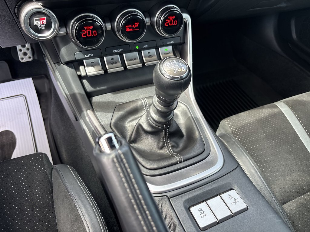 2023 Toyota GR86 in Antigonish, Nova Scotia - 29 - w1024h768px