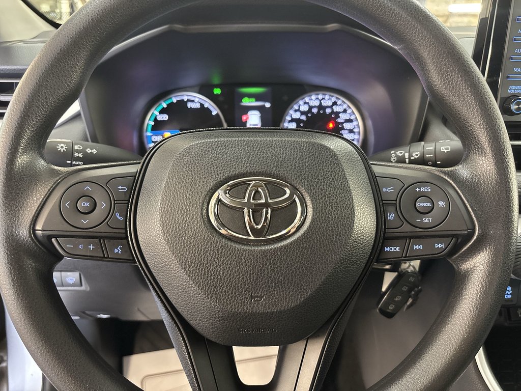2021 Toyota RAV4 Hybrid LE in Saint John, New Brunswick - 18 - w1024h768px