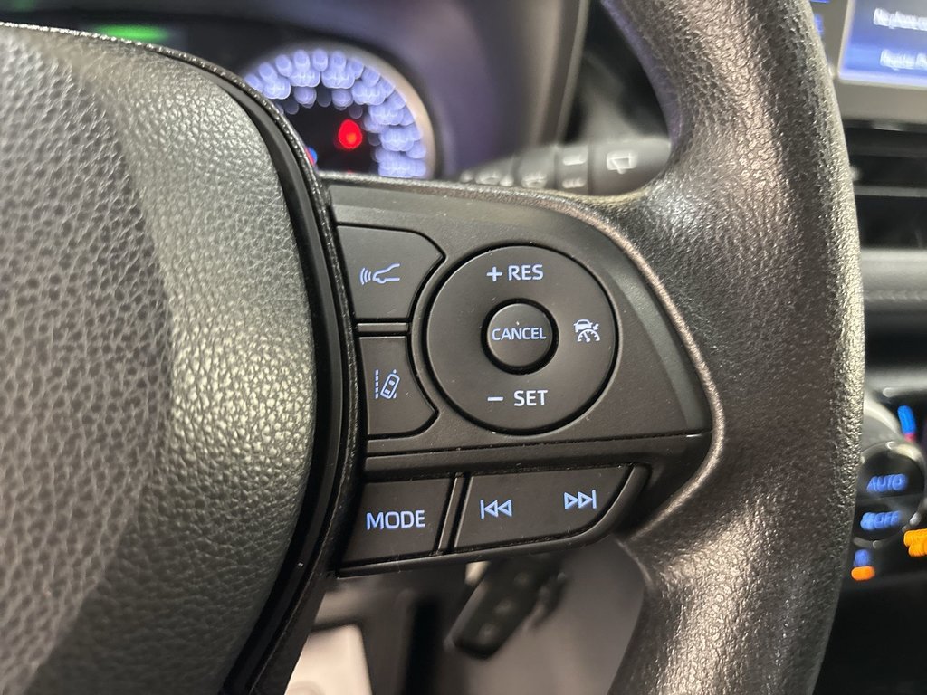 2021 Toyota RAV4 Hybrid LE in Saint John, New Brunswick - 21 - w1024h768px