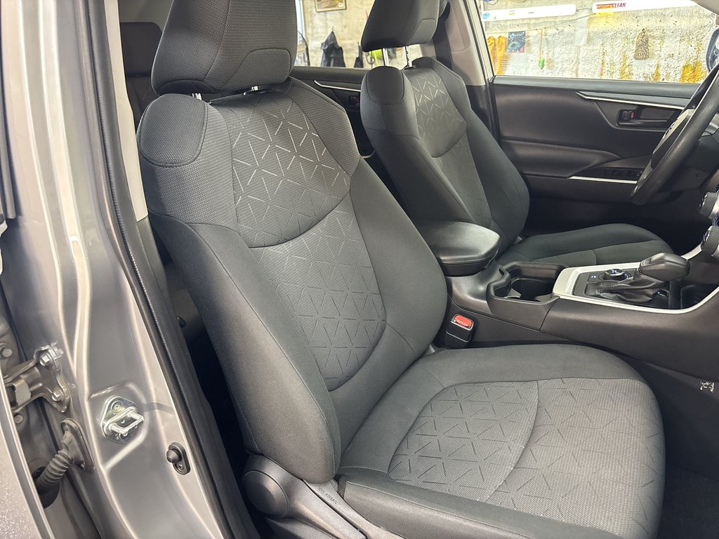 2021 Toyota RAV4 Hybrid LE in Saint John, New Brunswick - 42 - w1024h768px