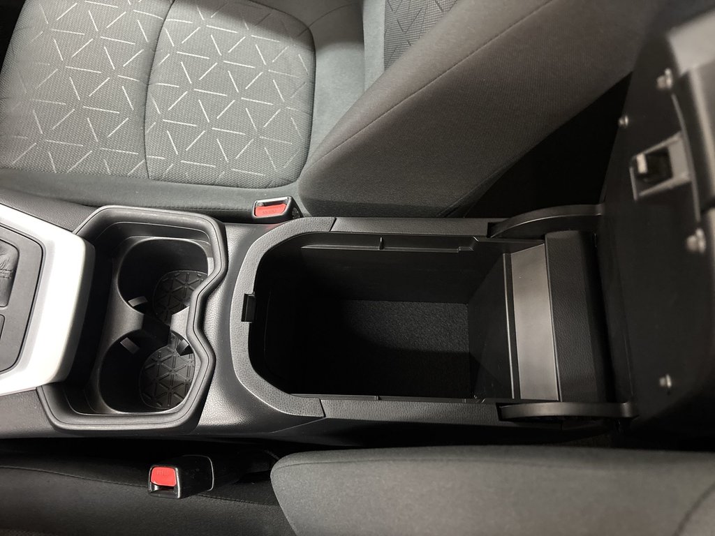 2021 Toyota RAV4 Hybrid LE in Saint John, New Brunswick - 50 - w1024h768px