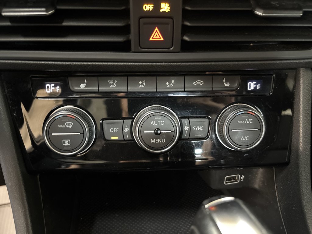 2020 Volkswagen Jetta Highline | CAM | USB | BLINDSPOT | HEATED SEATS in Saint John, New Brunswick - 27 - w1024h768px